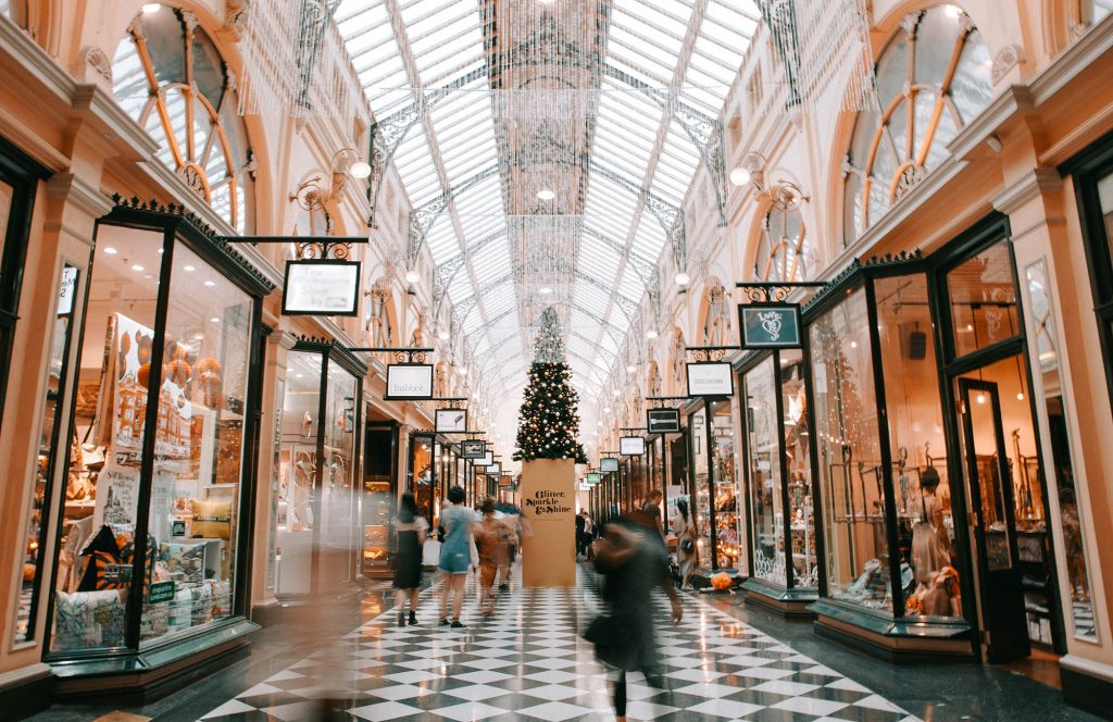 UK shopping center - Retail, Wholesale